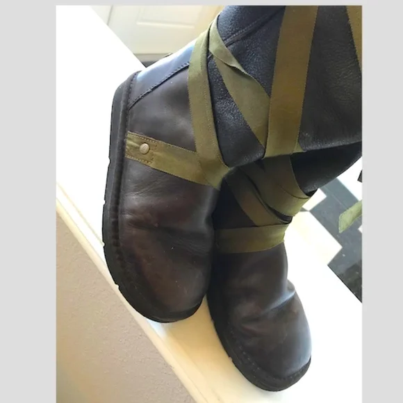 Cozy Ugg brown boots
